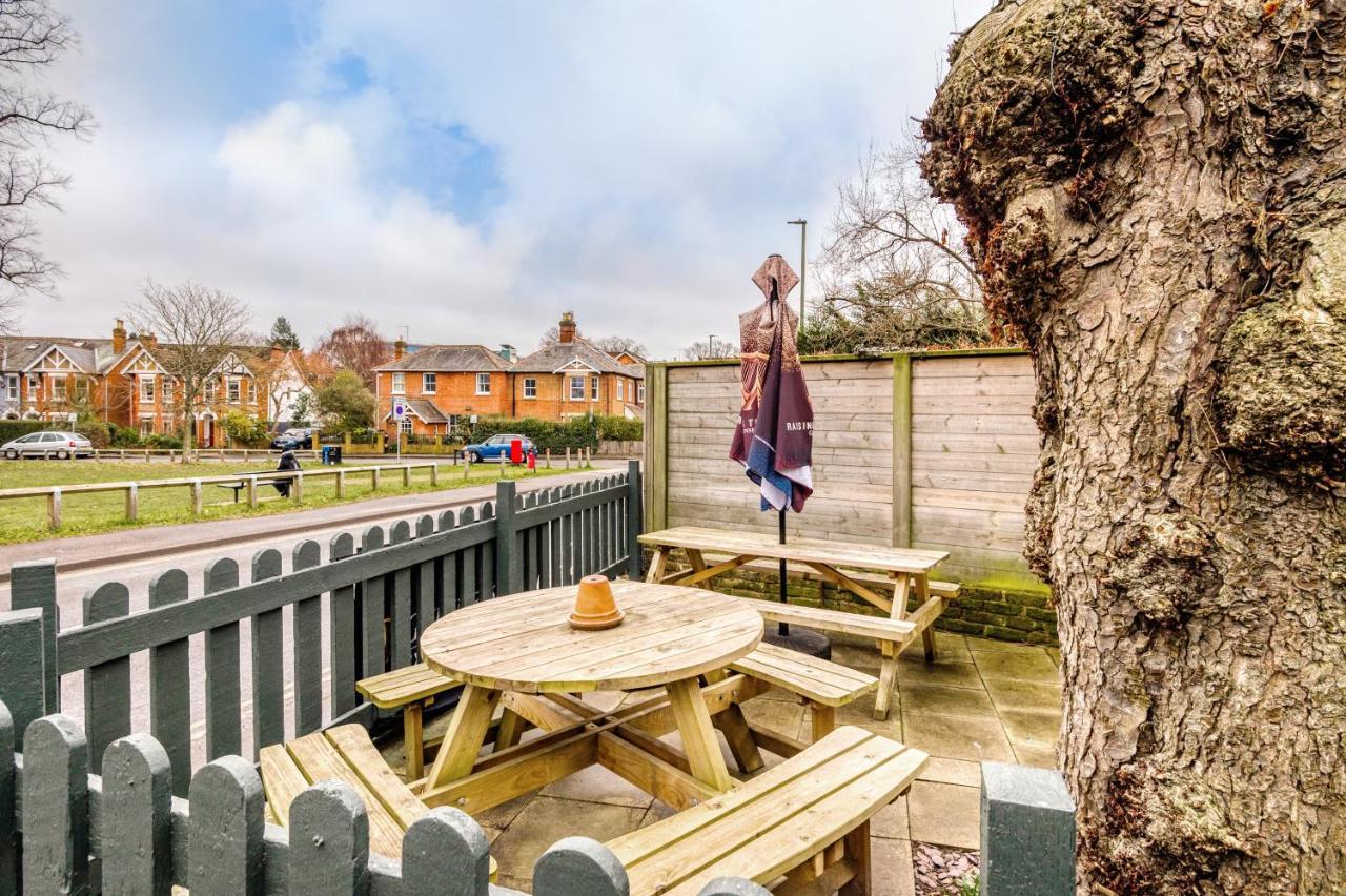 The Wheatsheaf By Innkeeper'S Collection Woking Luaran gambar
